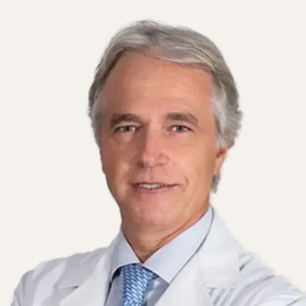 Dr. Agustín Granado Tiagonce, χειρουργός deep plane facelift στην Μαδρίτη, Ισπανία