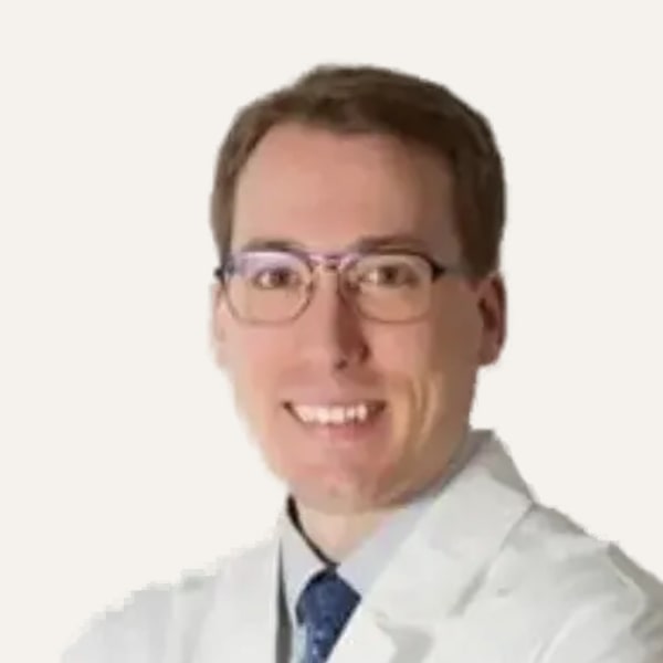 Dr. Alejandro Mazarro — Deep Plane Facelift Surgeon
