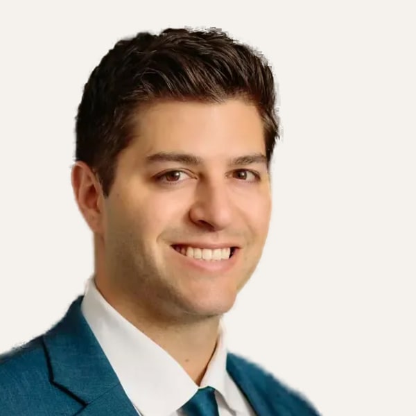 Dr. Alex Caniglia — Derin Plan Yüz Germe Cerrahı