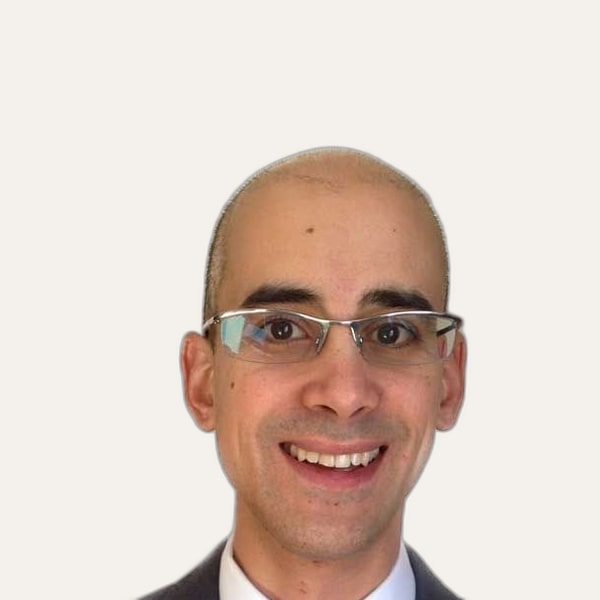 Dr. Alexander Anzarut, deep plane facelift surgeon in British Columbia, Canada