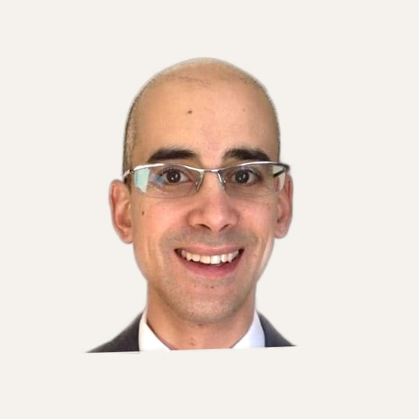 Dr. Alexander Anzarut, deep plane facelift surgeon in British Columbia, Canada