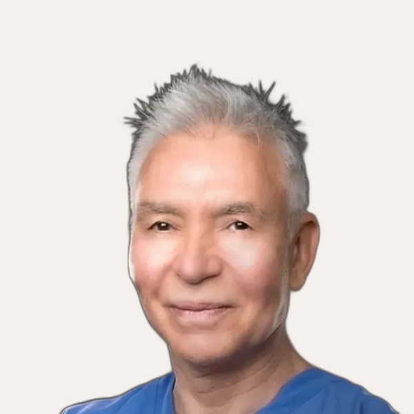 Dr. Alexander Sinclair, deep plane facelift surgeon in Beverly Hills, USA