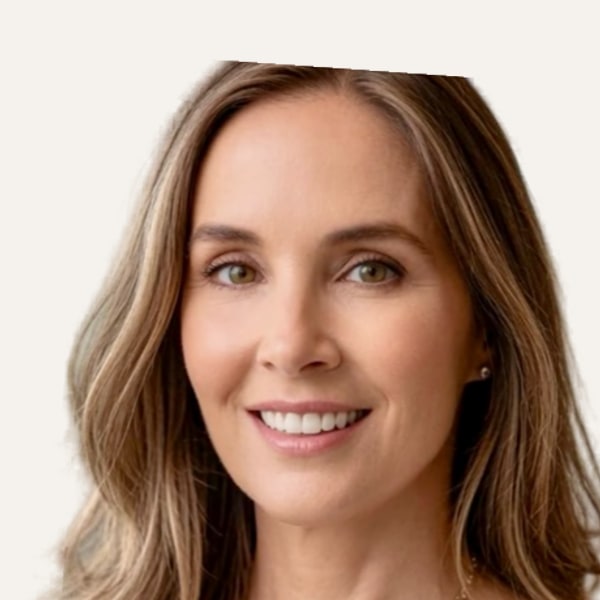 Dr. Alexandra Mora Hernandez