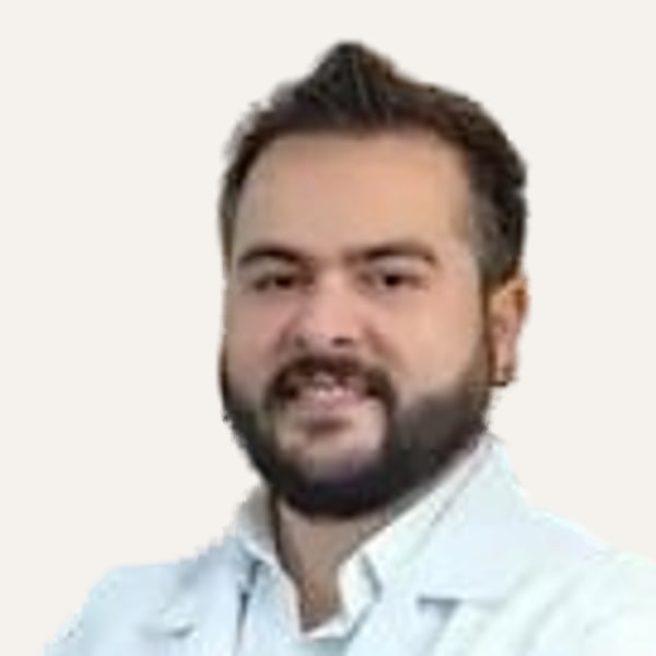 Dr. Altan Tekin, хирург по дълбок фейслифт в Анталия, Турция