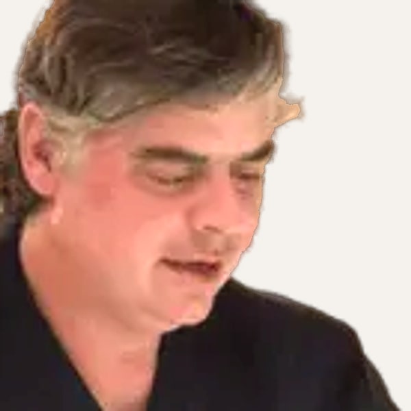 Dr. Andre Eyler, deep plane facelift surgeon in Rio de Janeiro, Brazil