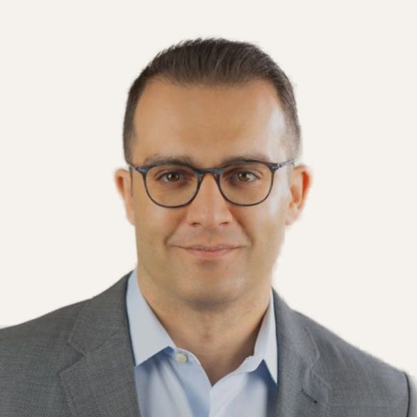 Dr. Artur Fahradyan, deep plane facelift surgeon in Beverly Hills, USA