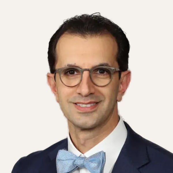 Dr. Basel Sharaf — Chirurgien de lifting du visage (deep plane)