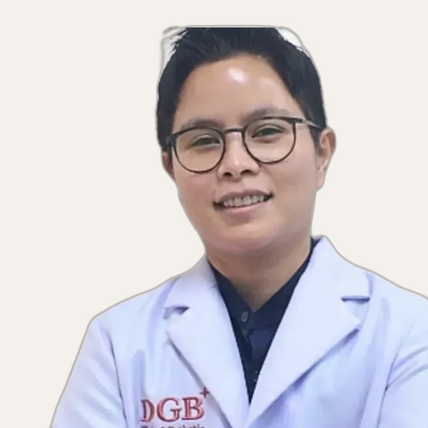Dr. Benjawan Klankrong, deep plane facelift surgeon in Bangkok, Thailand
