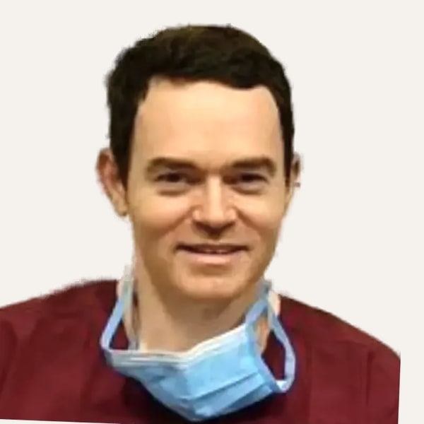 Dr. Bert Oelbrandt, deep plane facelift surgeon in Antwerp, Belgium