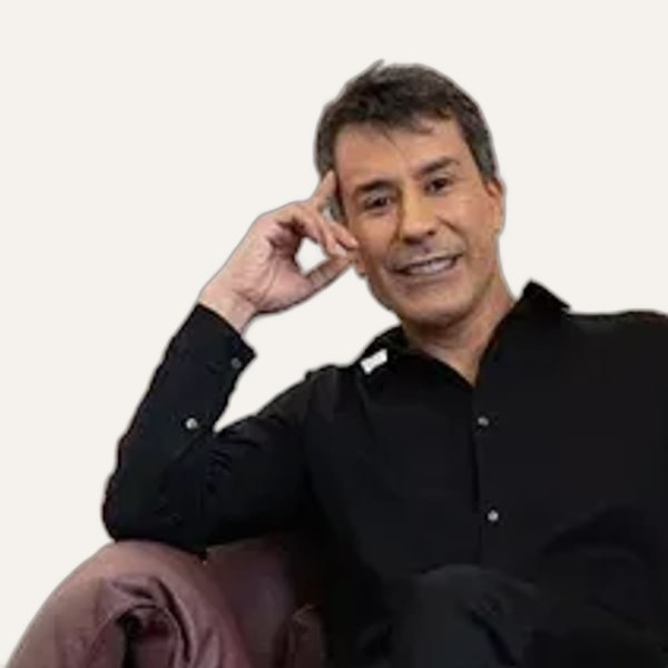 Dr. Carlos Bucheli