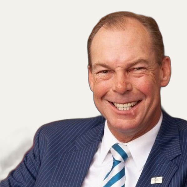 Dr. Chris Snijman, deep plane facelift surgeon in Cape Town, South Africa