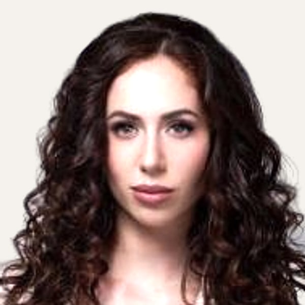 Dr. Cristina Muñoz-Gonzalez — Deep Plane Facelift Surgeon