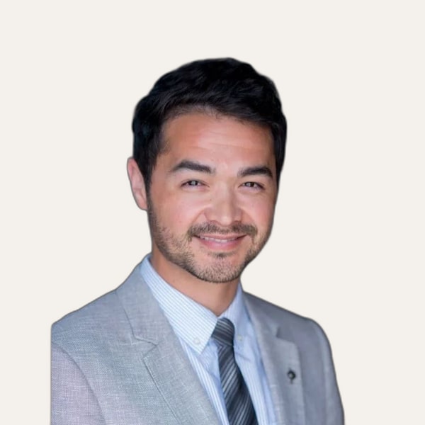 Dr. David Hill, deep plane facelift surgeon in Chicago, USA