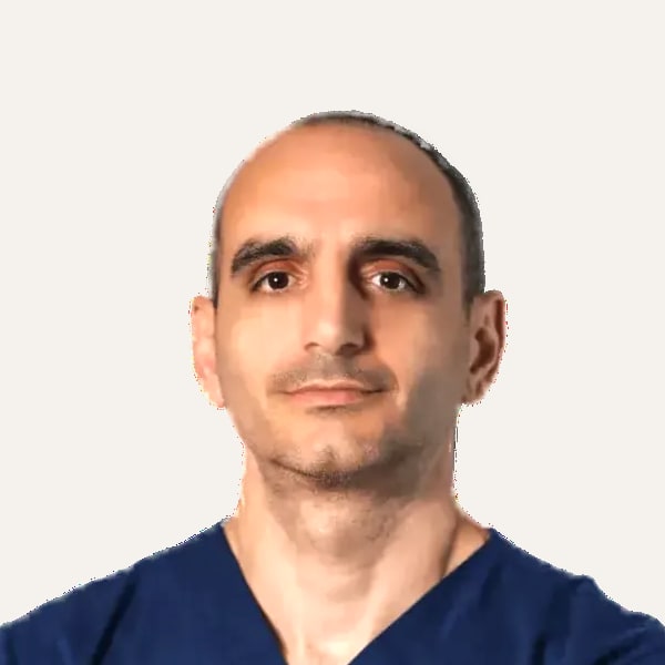 Dr. Demetris Stavrou — جراح شد الوجه بتقنية deep plane