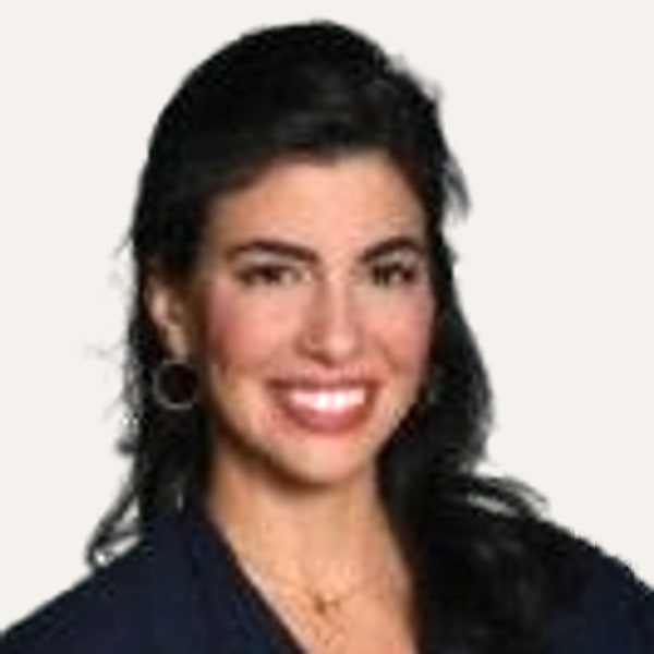 Dr. Deniz Sarhaddi — Deep Plane Facelift Chirurg