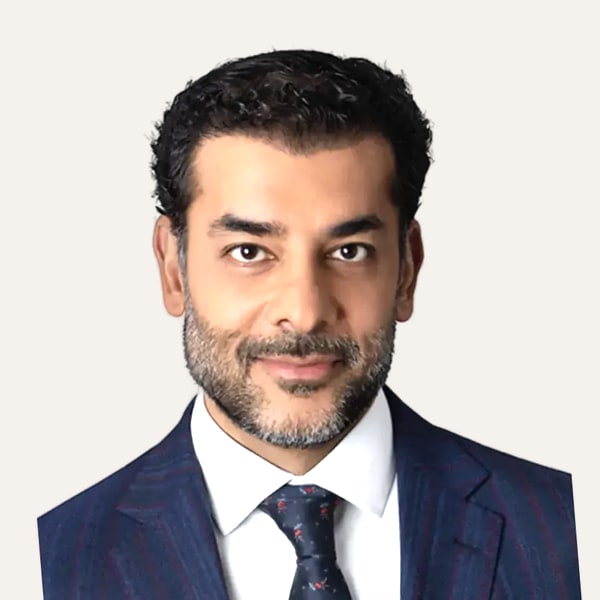Dr. Dilip Madnani, хирург по дълбок фейслифт в Ню Йорк, Съединени щати