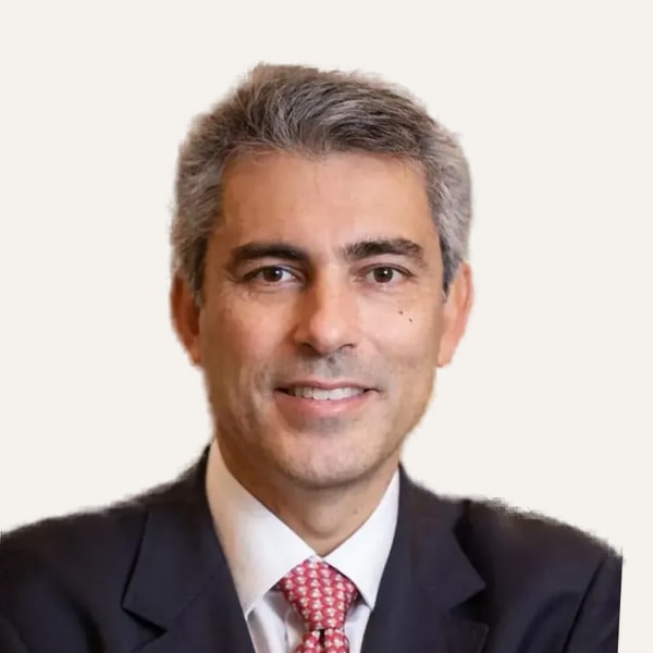 Dr. Eduardo Lintz, kirurg i deep plane facelift në São Paulo, Brazil