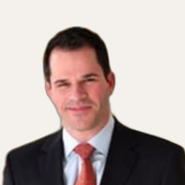 Dr. Erick R. Sanchez, deep plane facelift surgeon in Baton Rouge, USA