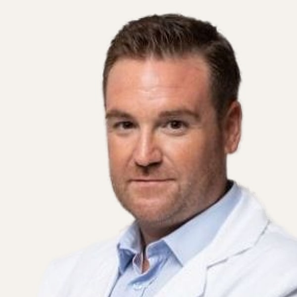 Dr. Francisco Soler, deep plane facelift surgeon in São Paulo, Brazil