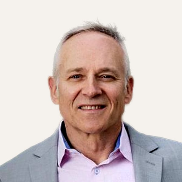 Dr. Frank Fechner، جراح شد الوجه بالتقنية العميقة في ووستر, الولايات المتحدة