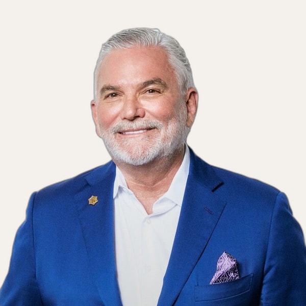 Dr. Grant Stevens — Deep Plane Facelift Chirurg