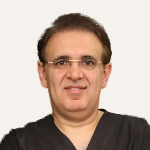 Dr. Humayun Mohmand, хирург по глубокой подтяжке лица в Исламабад, Пакистан