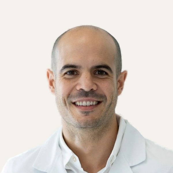 Dr. Iñigo Calvo — Gesichtsstraffung (deep plane) Chirurg