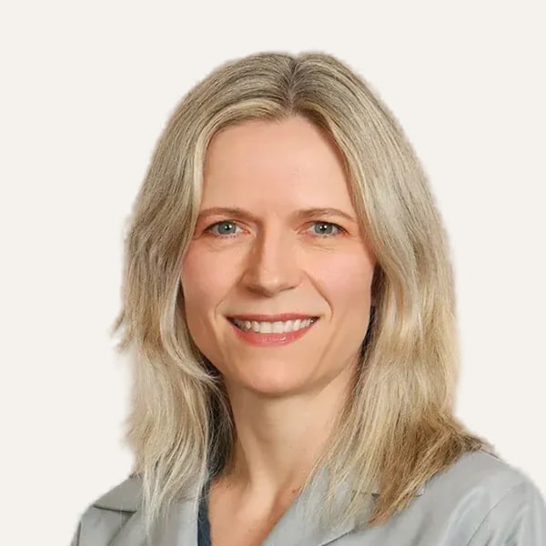 Dr. Iris A. Seitz — Deep Plane Facelift Chirurg
