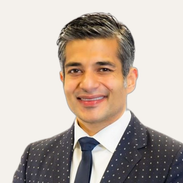 Dr. Javad Sajan, deep plane facelift surgeon in Seattle, USA