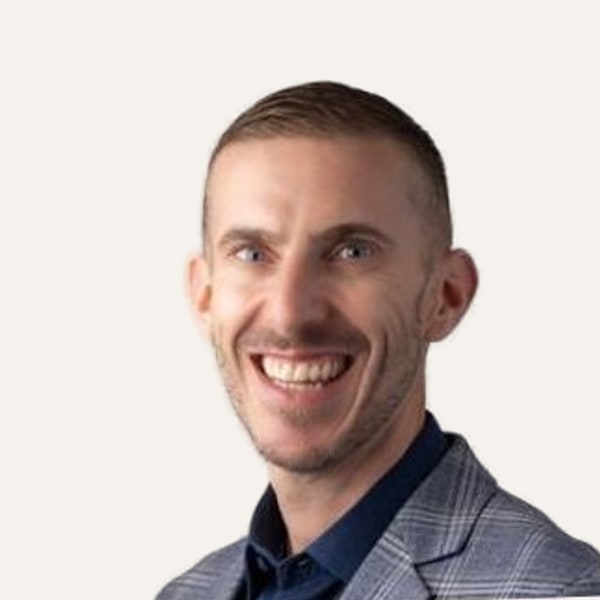 Dr. John Coleman — Cirurgião de Lifting Facial Profundo