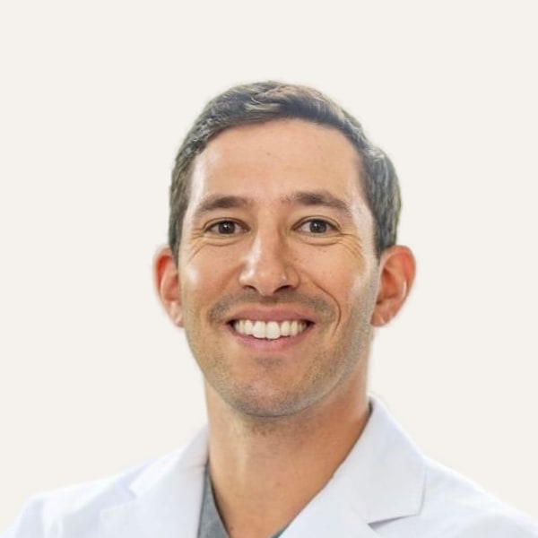Dr. Jordan Kaplan — Derin Plan Yüz Germe Cerrahı