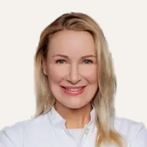 Dr. Julia Berkei — Deep Plane Facelift Surgeon