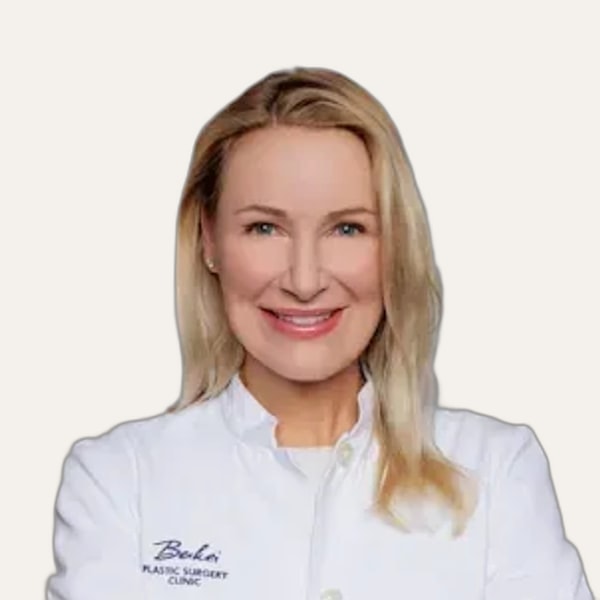 Dr. Julia Berkei, deep plane facelift surgeon in Frankfurt, Germany