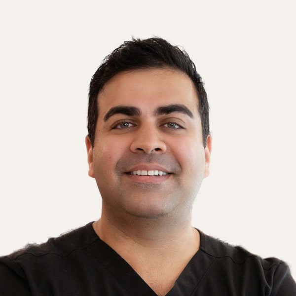 Dr. Karan Chopra, хирург по глубокой подтяжке лица в Миннеаполис, США