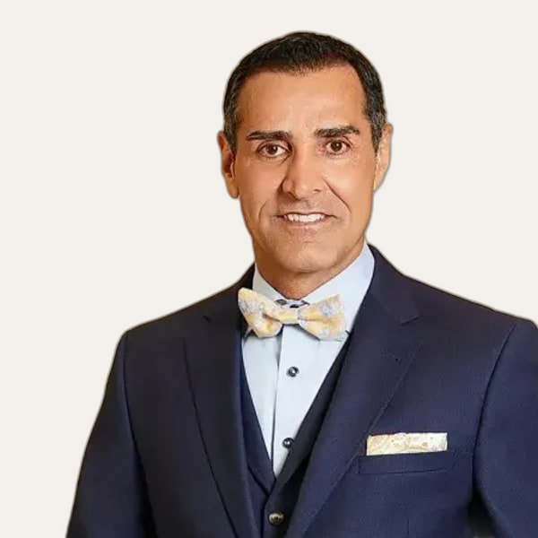 Dr. Kevin Sadati