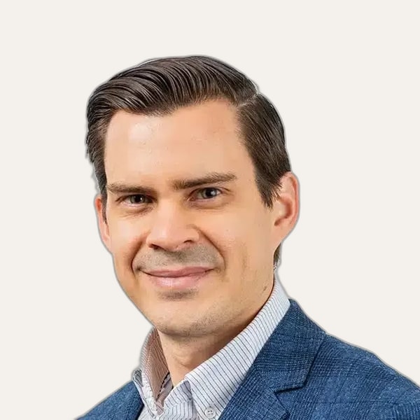 Dr. Kirk Lozada, deep plane facelift surgeon in Philadelphia, USA