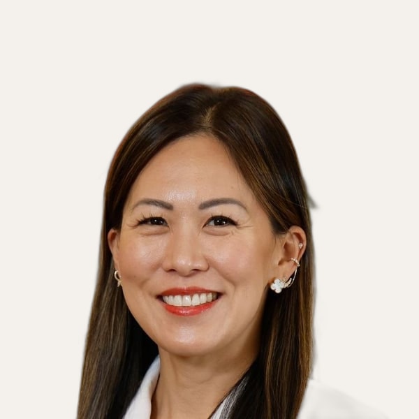 Dr. Leslie Kim, deep plane facelift surgeon in Columbus, USA