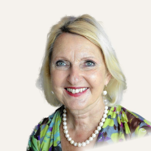 Dr. Maria Siemionow — Chirurg wykonujący lifting twarzy (deep plane)