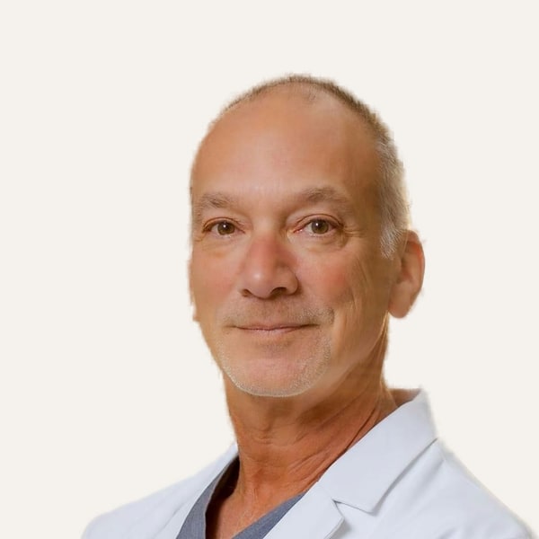 Dr. Mark Glasgold — Chirurg wykonujący lifting twarzy (deep plane)
