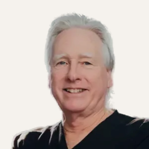 Dr. Martin Carney — Cirurgião de Lifting Facial Profundo