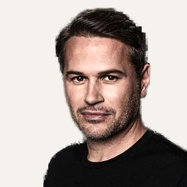 Dr. Mateusz Zachara, deep plane facelift surgeon in Polanica-Zdrój, Poland