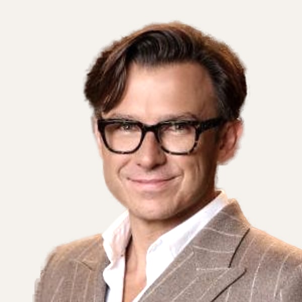 Dr. Michał Charytonowicz, deep plane facelift surgeon in Warsaw, Poland