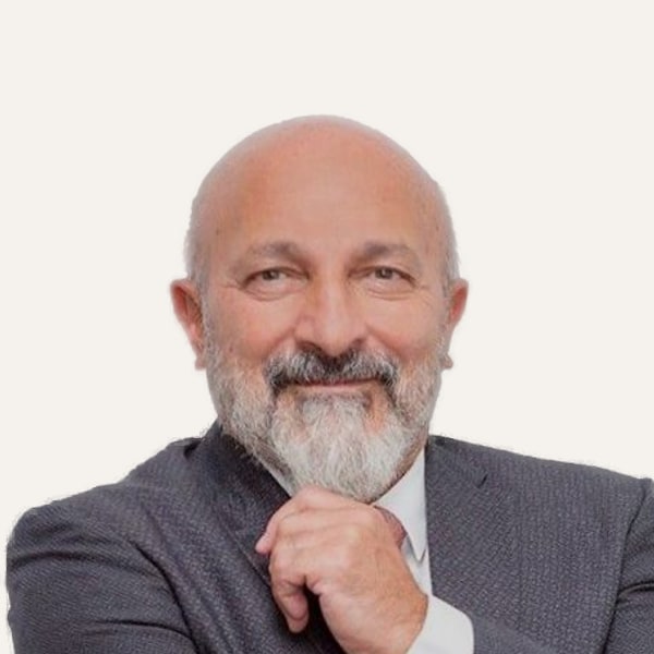 Prof. Murat Topalan, хирург по дълбок фейслифт в Истанбул, Турция