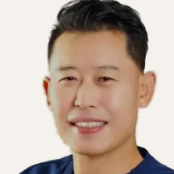 Myung Ju Lee