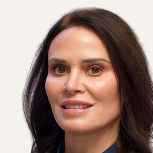 Nicole Schrader