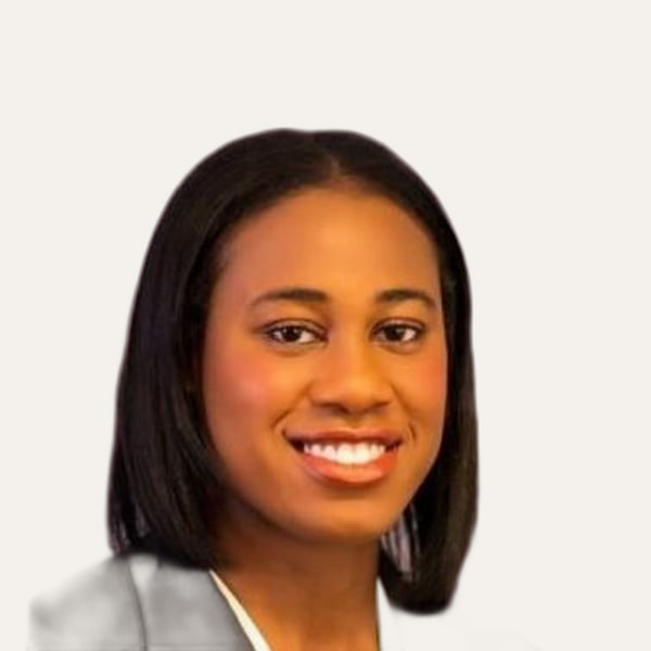 Dr. Nneoma Wamkpah, deep plane facelift surgeon in Palo Alto, USA
