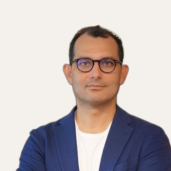 Prof. Dr. Osman Kelahmetoğlu, deep plane facelift surgeon in Istanbul, Turkey