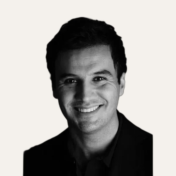 Dr. Ozan Bitik