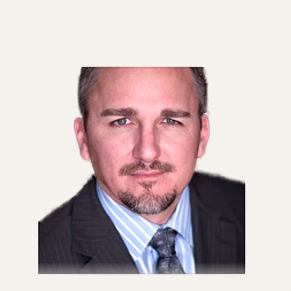 Dr. Paul Holden — Derin Plan Yüz Germe Cerrahı
