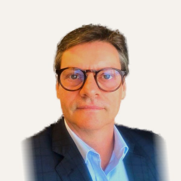 Prof Paulo Renato de Paula, deep plane facelift surgeon in Goiânia, Brazil